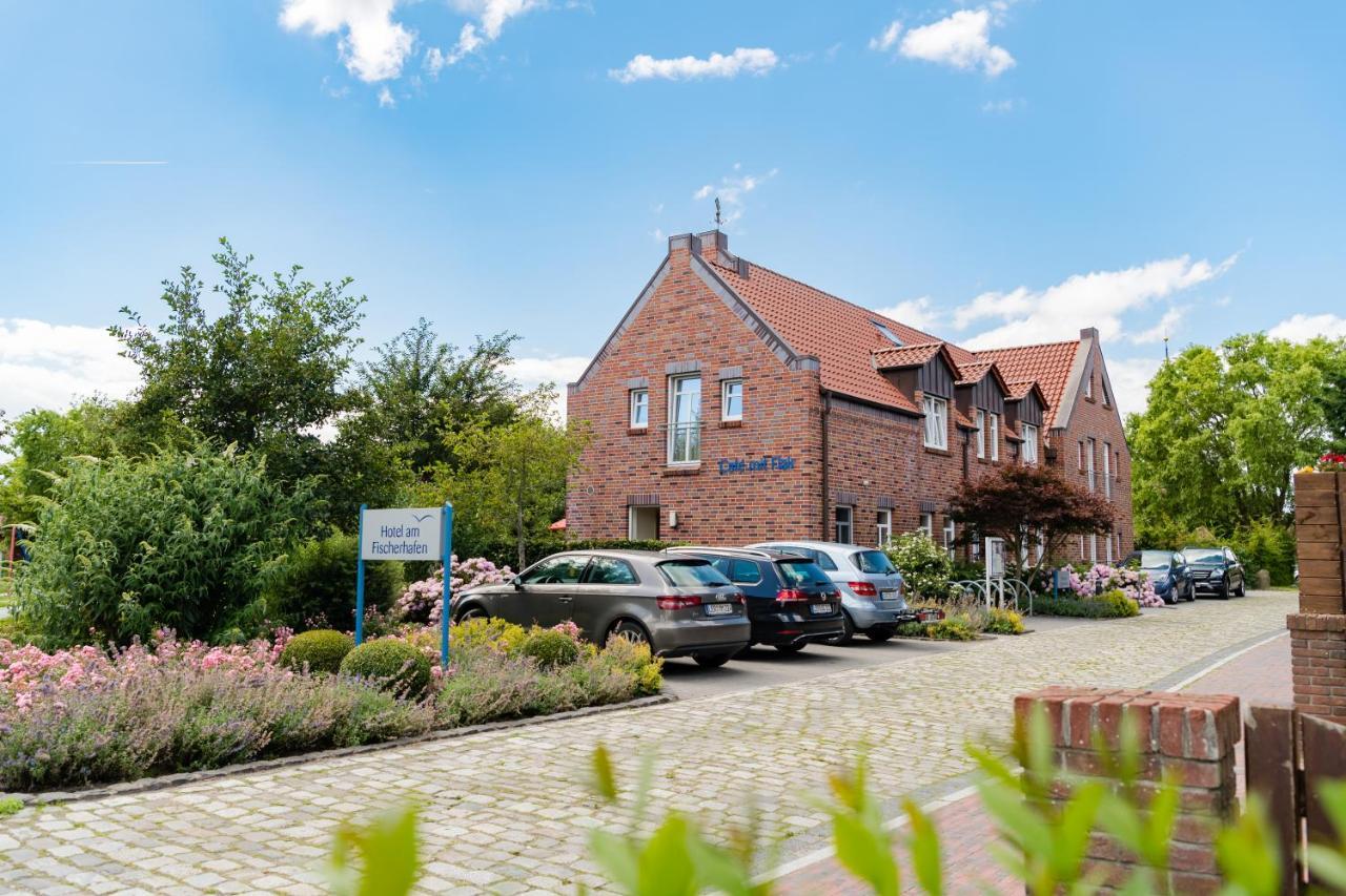 Hotel Am Fischerhafen Ditzum Exterior foto